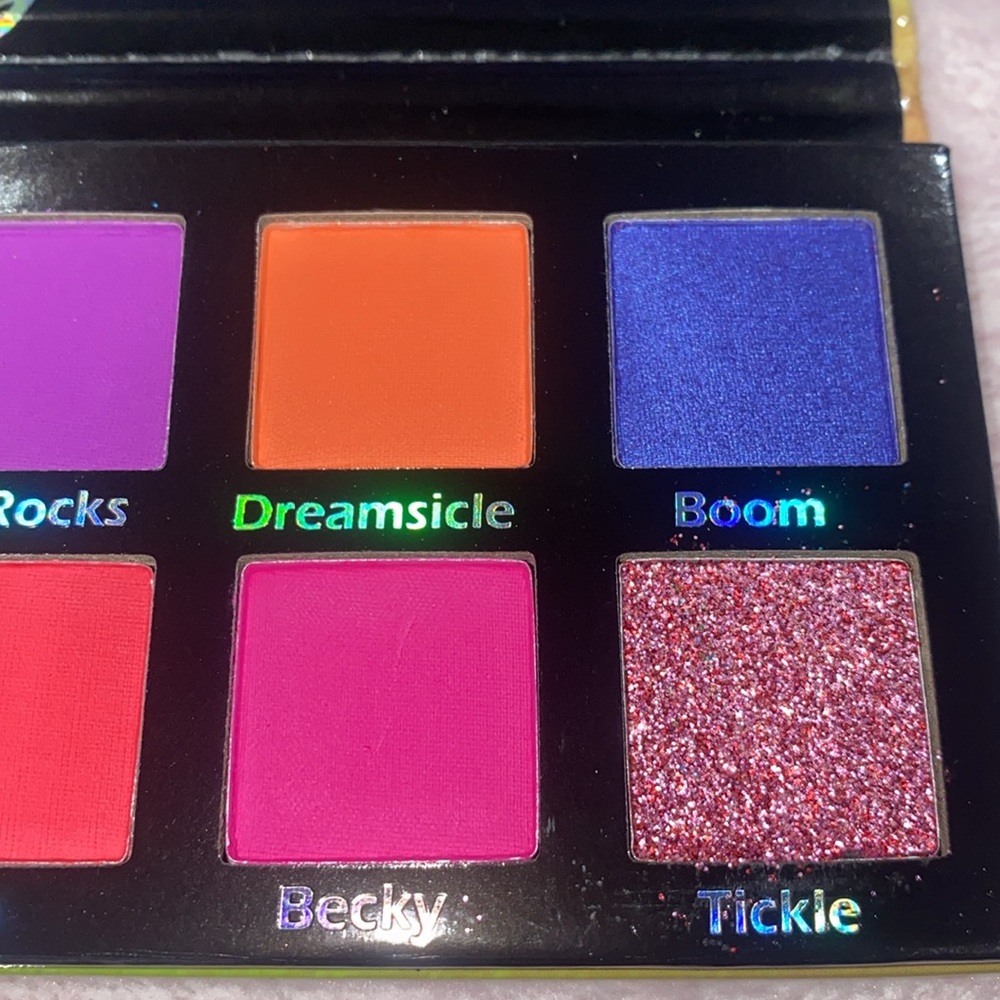 💕PINK ROSE BRIGHT LIGHTS PALETTE💕 - Picture 4 of 6